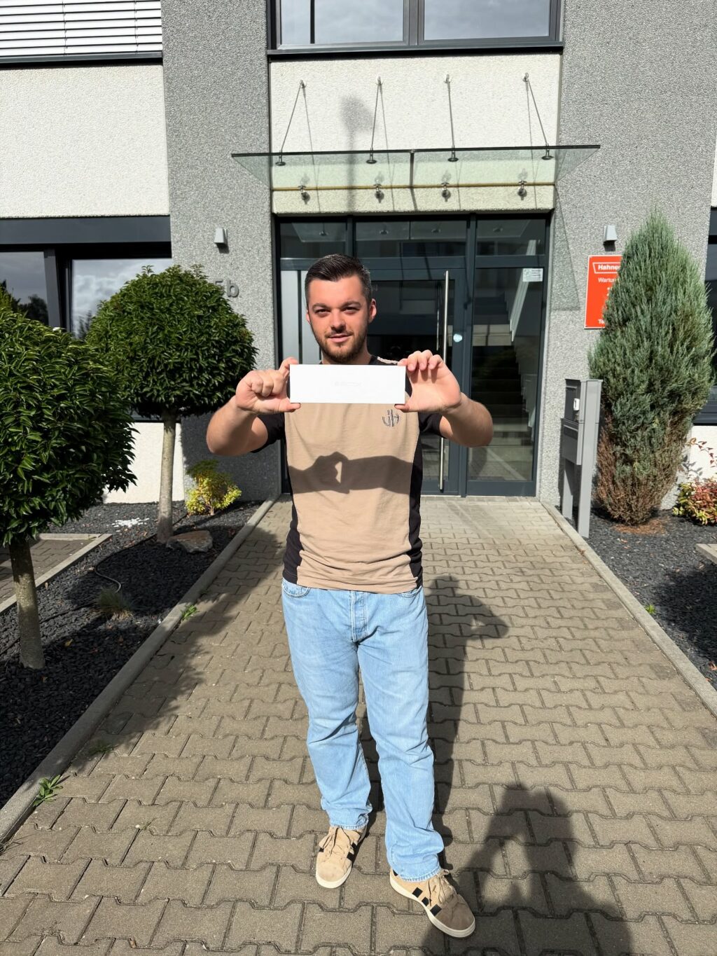 Instagram post from malermeisterhahnenberg. This post is in position 2.